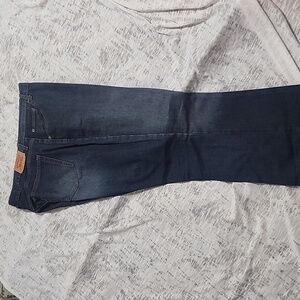 Levi gently worn vintage boot cut jeans